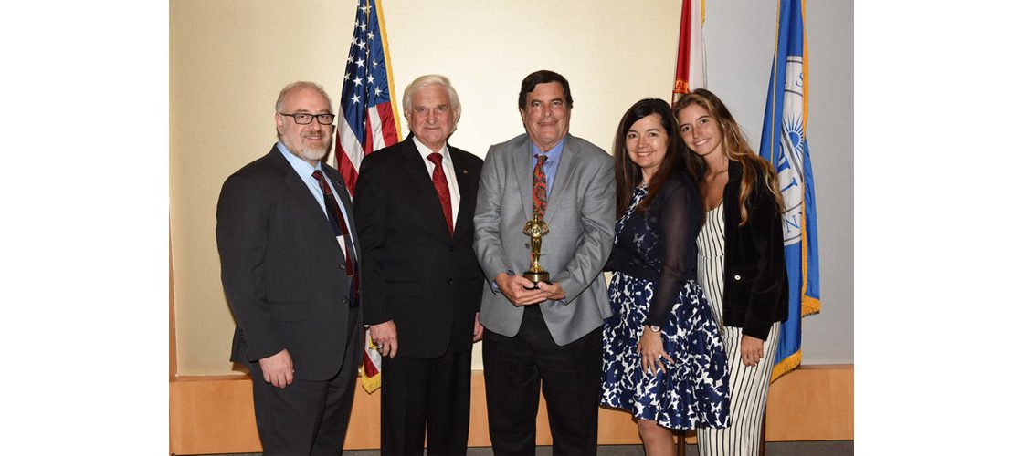 Judge Diaz Receives Student Life Achievement Award from NSU