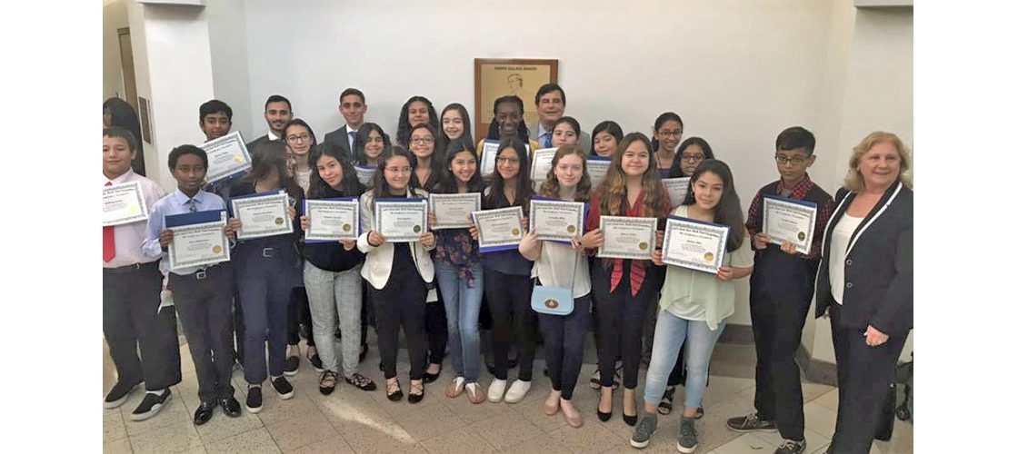 Judge Diaz Hosts Mock Trial Event for Hundreds of Students