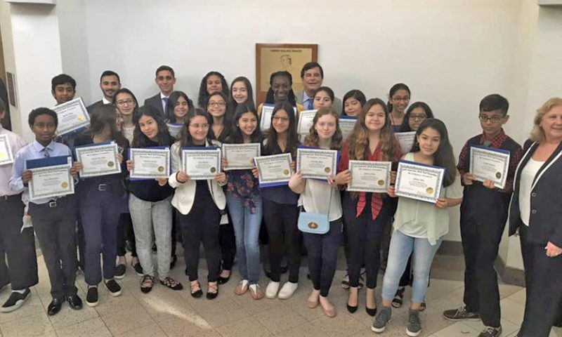 Judge Diaz Hosts Mock Trial Event for Hundreds of Students
