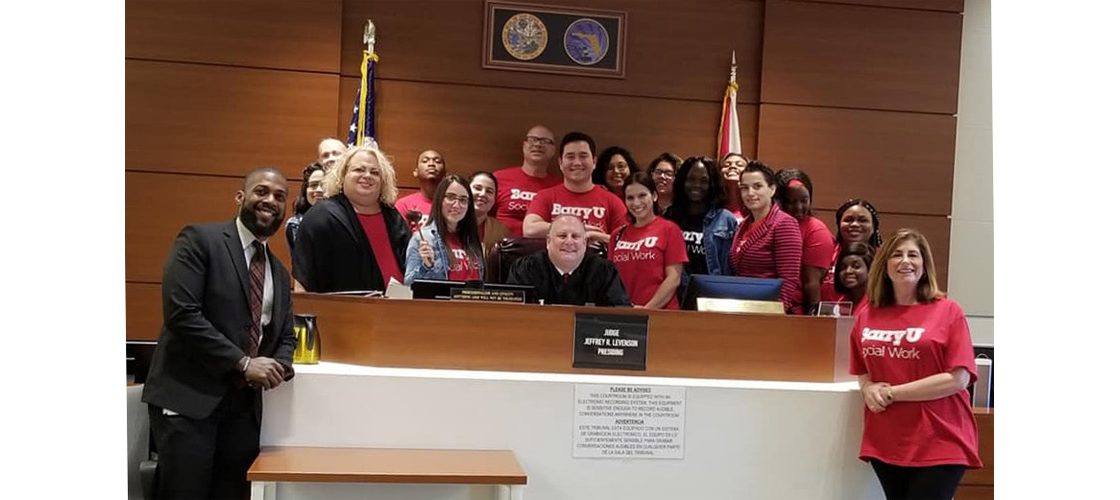 Barry University Social Work Students Visit Central Courthouse
