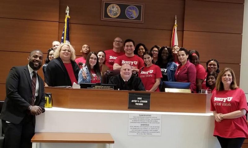 Barry University Social Work Students Visit Central Courthouse