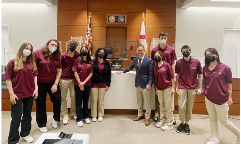 Judge Gottlieb Hosts NSU University School Students
