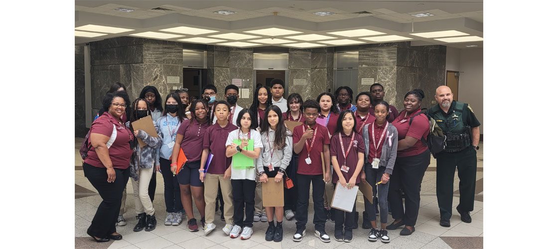 Attucks Middle School visits the 17th Judicial Circuit