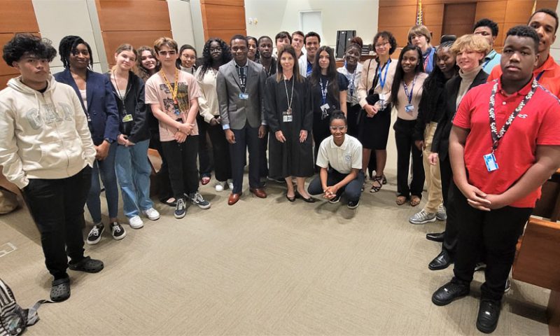 FLHS Students visit the 17th Judicial Circuit