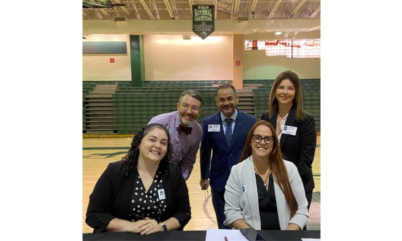 17th Circuit Judges Speak at Flanagan High School