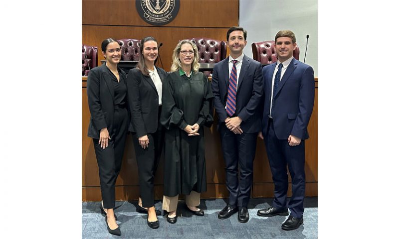 Judge Singer Assists with Moot Court